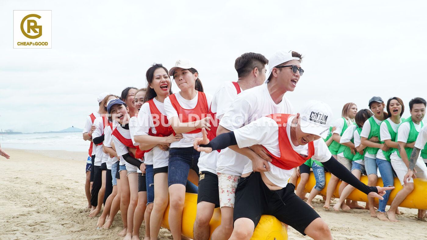 TRÒ CHƠI KẸP PHAO CÂY - Danh sách trò chơi team building, tổ chức team building games giá rẻ